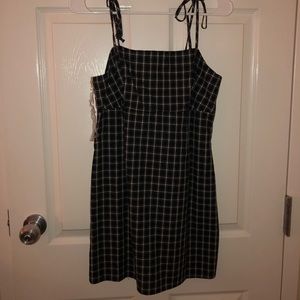 Pacsun tie string mini black plaid dress